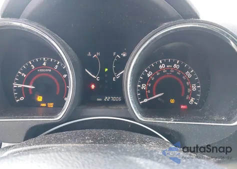 2010 Toyota Highlander Base V6 z USA, uszkodzony, nr VIN 5TDBK3EH2AS017271